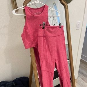 Pink Outdoor Voices set!